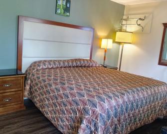 Maple leaf motel - New Milford - Bedroom