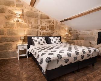 Vandenbeld Wines B&B - Minzac - Habitación