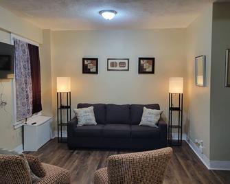 Luxury 1 bedroom, 1 Bath apt. in the middle of downtown Detroit w/parking spot! - Détroit - Salon