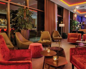 Leonardo Royal Hotel Ulm - Ulm - Sala de estar