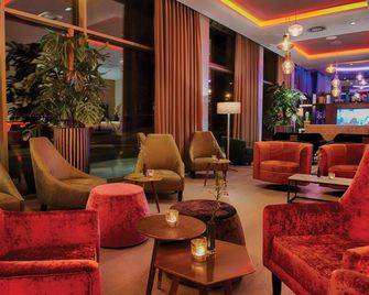 Leonardo Royal Hotel Ulm - Ulm - Lounge
