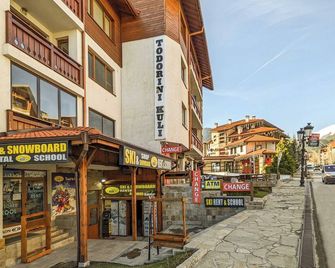 2 Bedroom Gondola Ski Flat - Todorini Kuli 2 - Bansko - Building