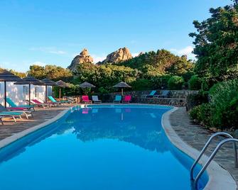Domaine Bocca DI Feno - Bonifacio - Piscine