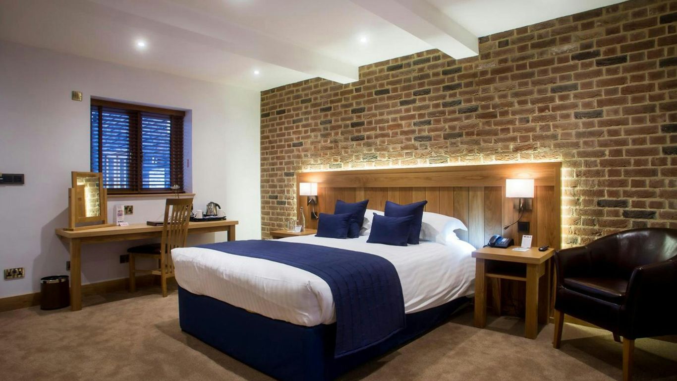 Tewinbury Farm Hotel