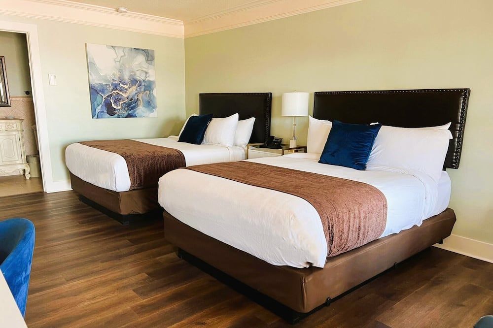 ذا باي فرانت إن