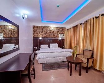 Eemjm Hotels And Suites Limited - Uyo - Habitación