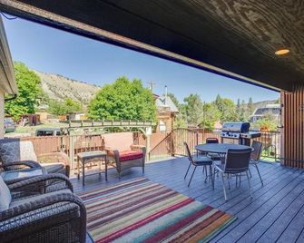 Spacious Home w/ Deck: 5 Mi to Ridgway State Park! - Ridgway - Balcón