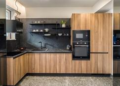 Luxury Apt Near the Beach Athens Riviera by Olon - Vouliagméni - Kitchen