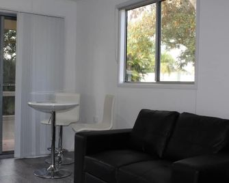 Huntsville Caravan Park - Maryborough - Sala de estar