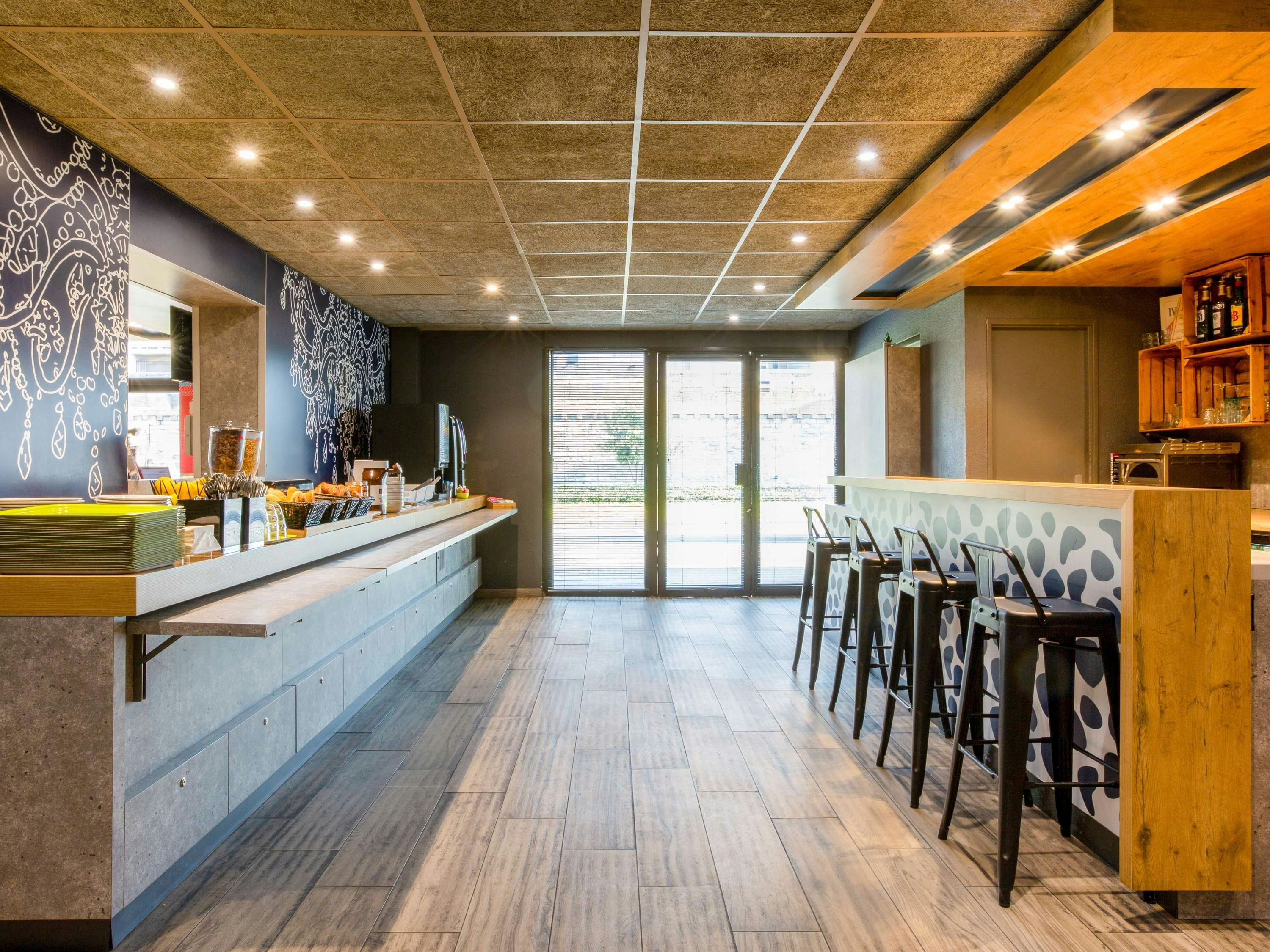 Ibis Budget Avignon Centre - אביניון - בר