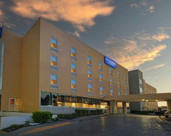 City Express by Marriott Nuevo Laredo - Nuevo Laredo - Budova