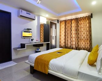 Hotel Sai Bansi - Shirdi - Bedroom