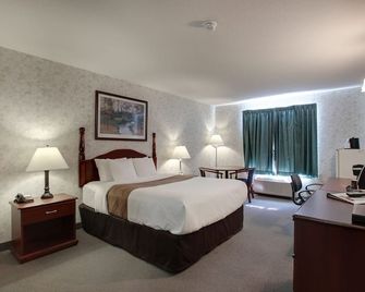 Ramada by Wyndham Nisku Edmonton Airport - Nisku