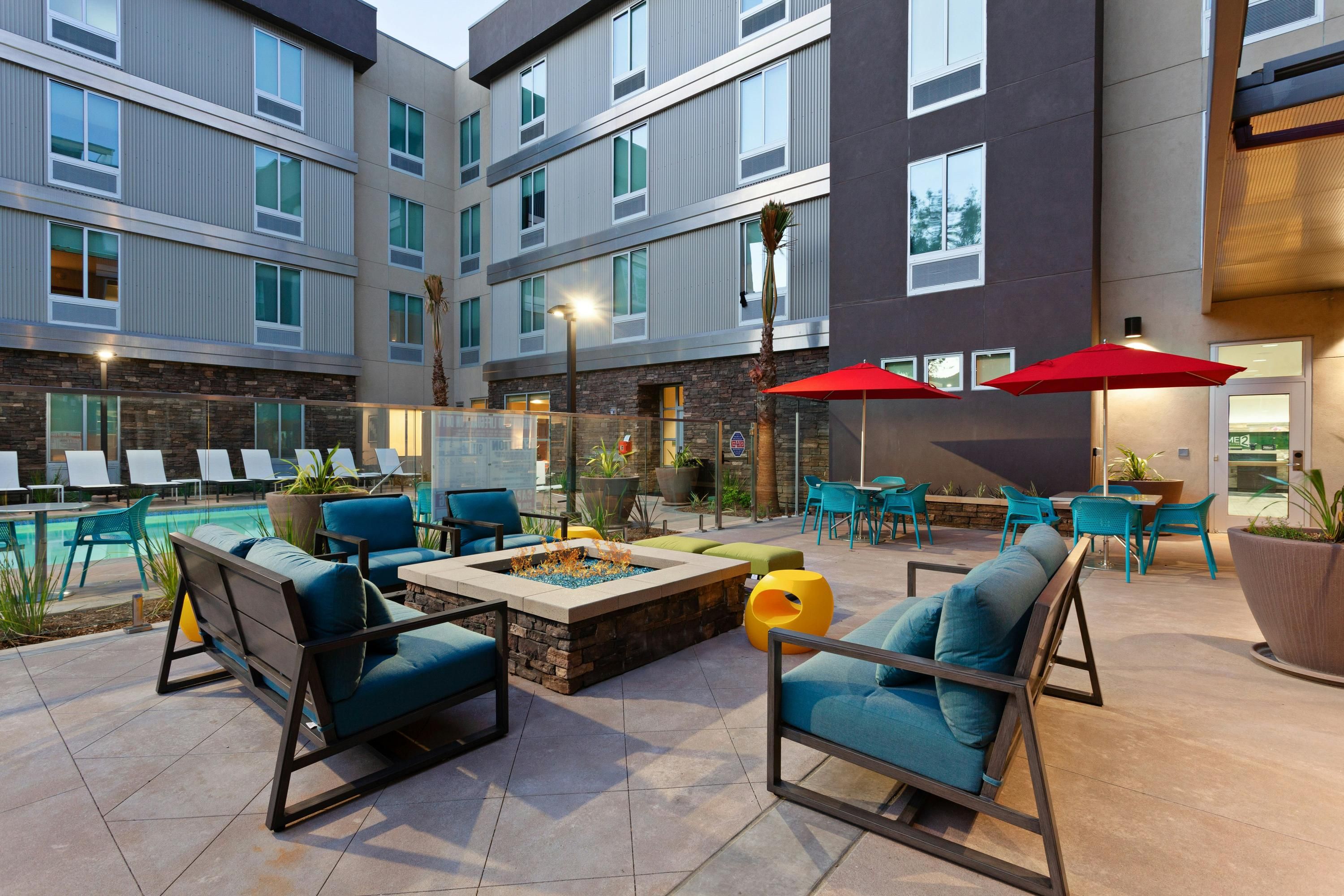 Home2 Suites by Hilton Temecula - Temecula - Veranda