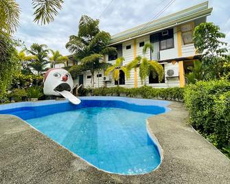 Isla Virginia Pantalan - Baler - Piscina