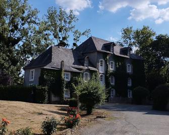 Propriété Équestre en Bordure de Rivière - Chambellay - Edificio
