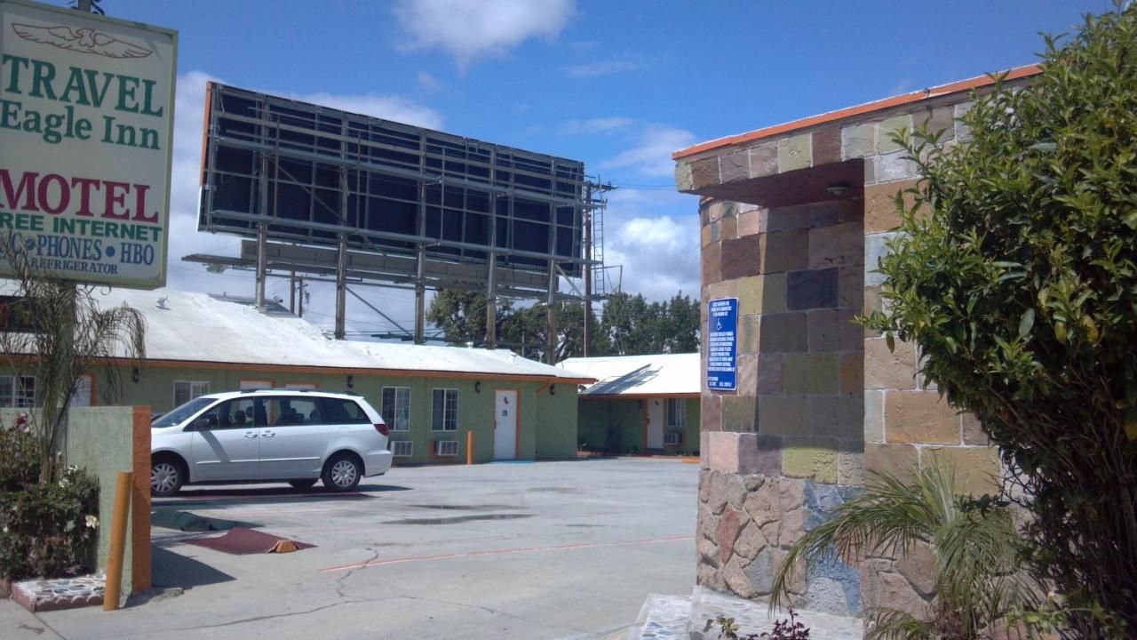 Travel Eagle Inn Motel thumbnail 2