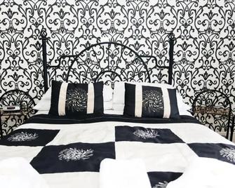 Nethway Hotel - Torquay - Bedroom