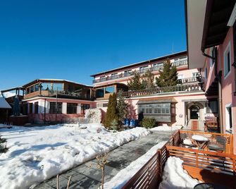 Atlas Grand Hotel - Garmisch-Partenkirchen - Outdoors view