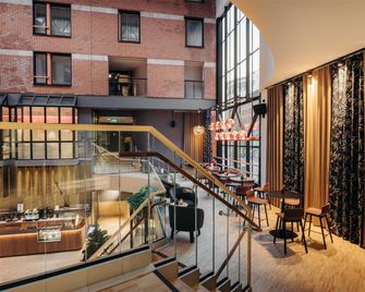 Best Western Plus Hotel Plaza - Βεστερός - Σαλόνι ξενοδοχείου