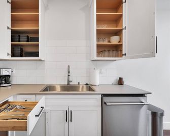 Summit Lofts, Extra Large Executive Suite, #210 - Mount Shasta - Cocina