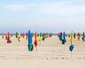 Gite à la Campagne, en Normandie, au Cœur du Pays D'auge. A 30 mn de Deauville - Hermival-les-Vaux - Plage
