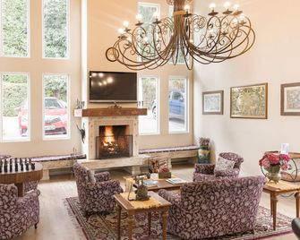 Kaliman Pousada Campos do Jordão - קמפוס דו ג'ורדאו - טרקלין