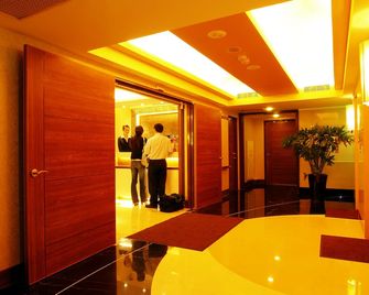 Eastern Star Hotel - Taipei - Gang