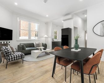Simpson Street Apartments by Urban Rest - Melbourne - Comedor