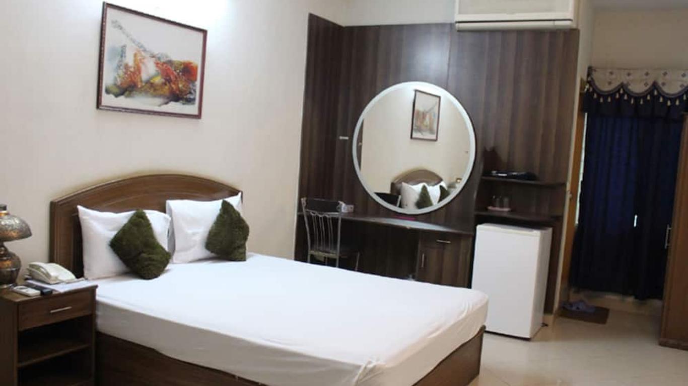 فييستا إن هوتل مولتان