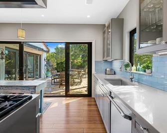 #1 Beach Estate Las Olas Beach Best Location - Fort Lauderdale - Cocina