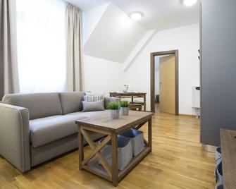 Brzece Center Apartments - Brzeće - Living room