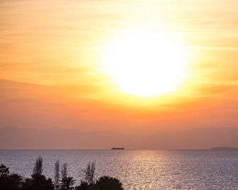 Emmantina Hotel - Glyfada - Außenansicht