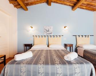 Agriturismo La Quercia - Sant'Antonio - Habitación