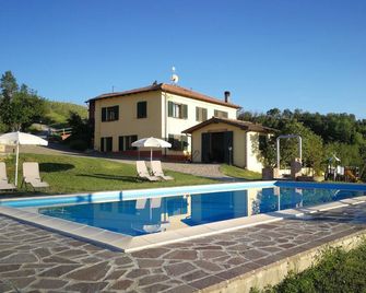 Relax holiday in the Langhe - Vesime - Басейн