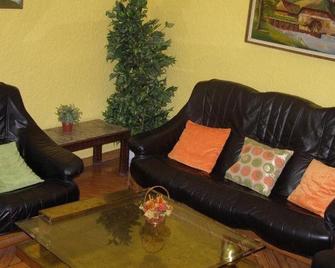 Hostal Residencia Fernandez - Madrid