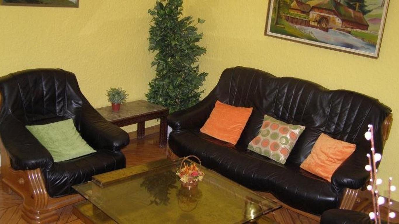 Hostal Residencia Fernandez