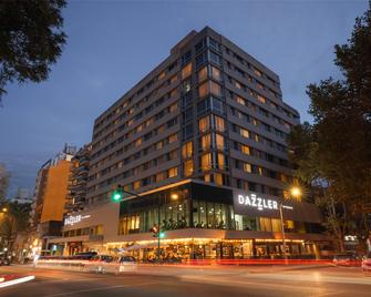 Dazzler by Wyndham Montevideo - Montevideo - Gebäude