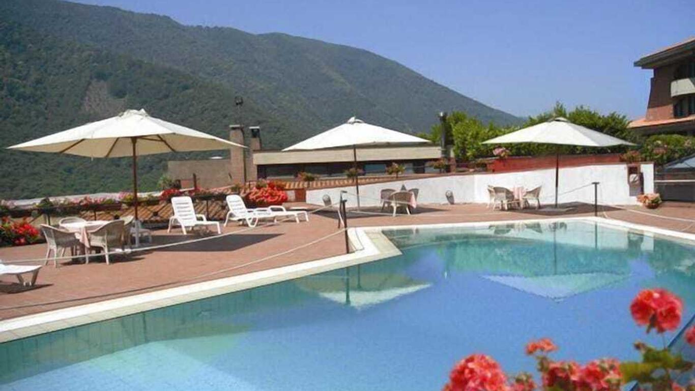 Hotel Serino