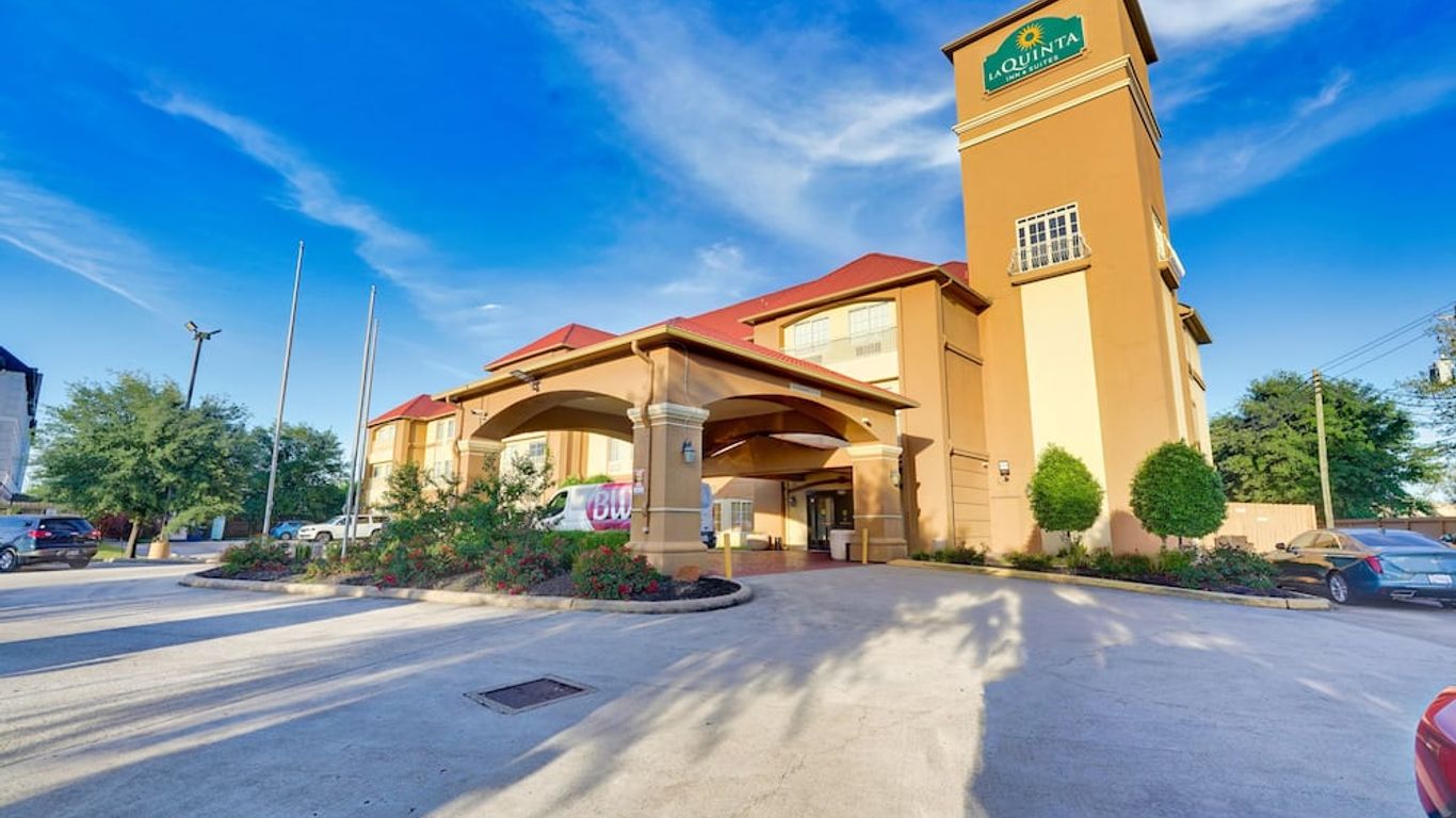La Quinta Inn & Suites by Wyndham Houston Hobby Airport