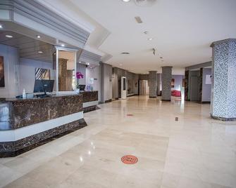 Servatur Don Miguel - Adults Only - San Bartolomé de Tirajana - Front desk