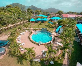 La Rivera Playa Palomino - Palomino - Pool
