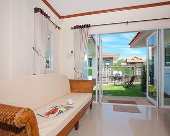 Baan Thai Lanna Pattaya - Sattahip - Living room