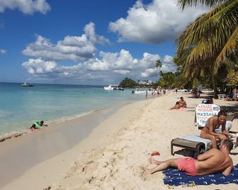 Playa Blanca Bed And Breakfast - Bayahibe - Plaża
