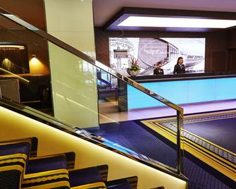 Steigenberger Graf Zeppelin - Stuttgart - Lobby