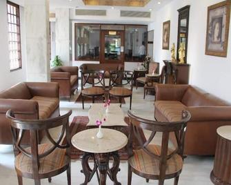 Ashok Country Resort - Nuova Delhi - Area lounge