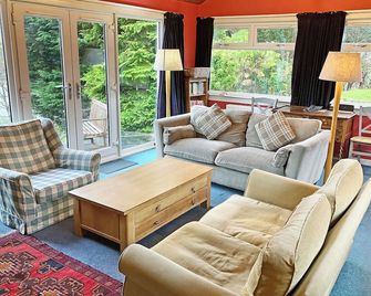 3 bedroom accommodation in Allt Na Subh, By Dornie - Dornie - Living room