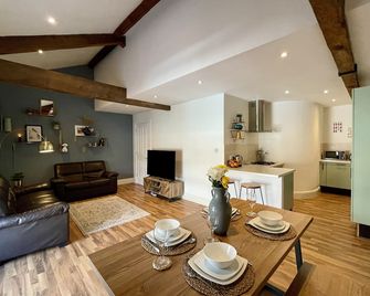 The Bell Tower - Inverness - Living room