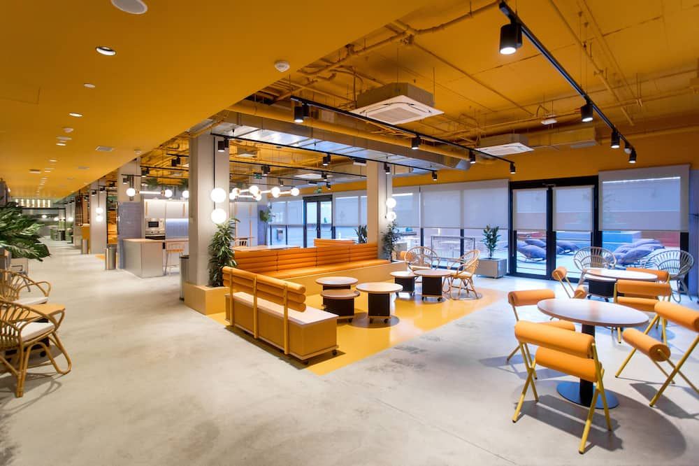 Residencia Universitaria Resa San Mamés - בילבאו - לובי