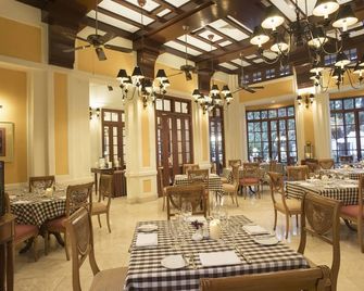 سيتها بالاس هوتل - فينتيان - مطعم